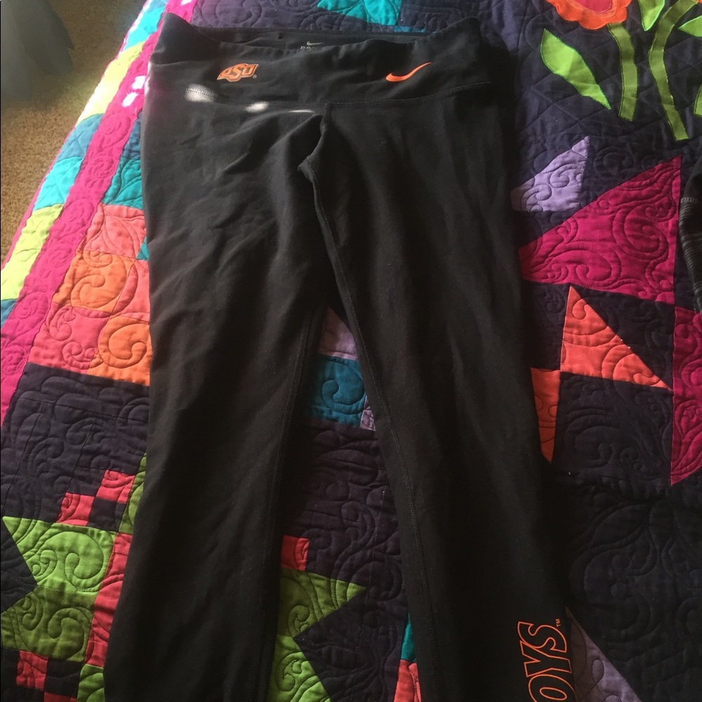 Nike Oklahoma Stare Dri fit leggings size medium.